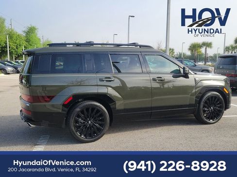 Used 2025 Hyundai Santa Fe Calligraphy FWD image 5