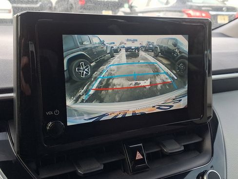 Used 2024 Toyota Corolla SE image 25