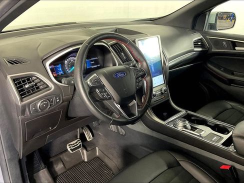Used 2021 Ford Edge ST-Line image 17