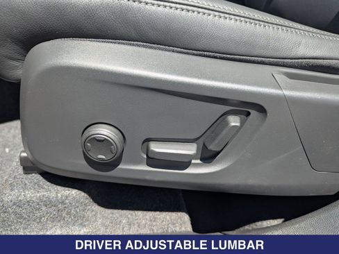 New 2026 Volvo XC40 B5 Plus w/ Protection Package Premier image 10