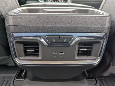 Used 2025 GMC Sierra 2500 Denali w/ Technology Package AWD/4WD image 25