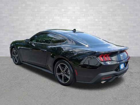 Used 2024 Ford Mustang Coupe RWD image 7