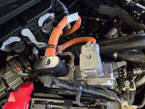 Used 2025 Ford F150 XLT w/ Equipment Group 302A MID AWD/4WD image 63