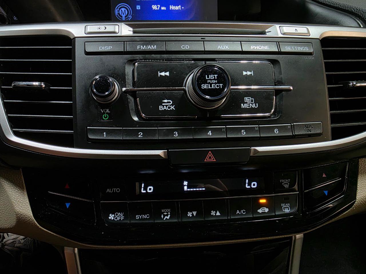 Used 2016 Honda Accord LX image 32