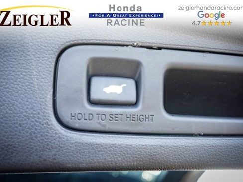 Used 2025 Honda CR-V EX-L image 12