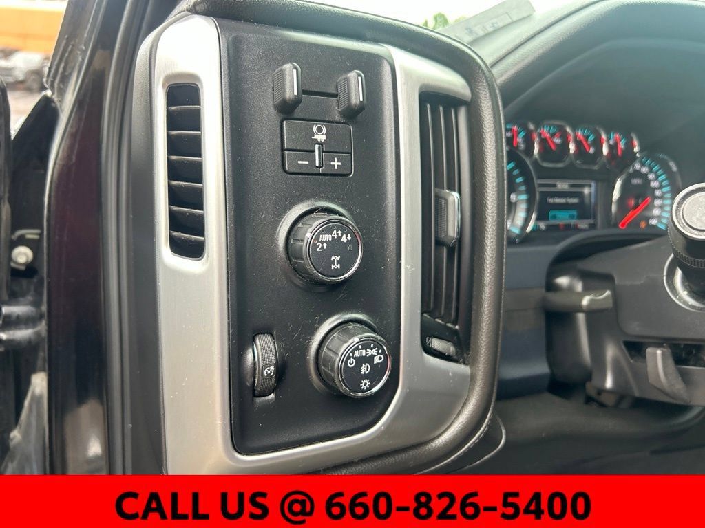 Used 2018 GMC Sierra 1500 SLT w/ SLT Premium Package AWD/4WD image 16