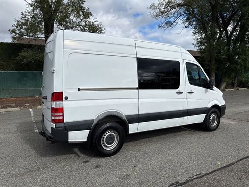 Used 2017 Mercedes-Benz Sprinter 2500 image 7