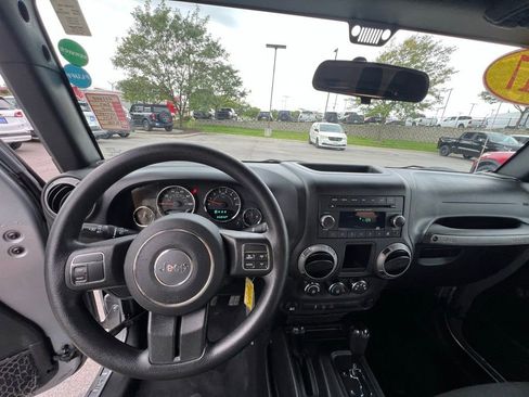 Used 2017 Jeep Wrangler Sport w/ Trailer Tow Group image 30