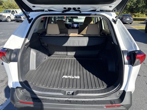 New 2025 Toyota RAV4 LE image 27
