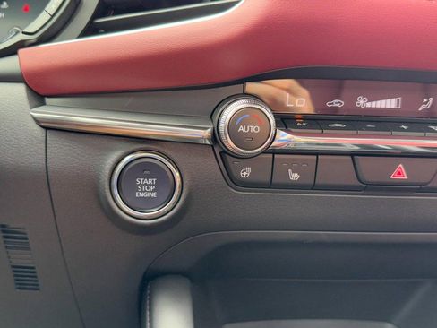 New 2026 MAZDA MAZDA3 Hatchback w/Premium Plus Pkg image 13