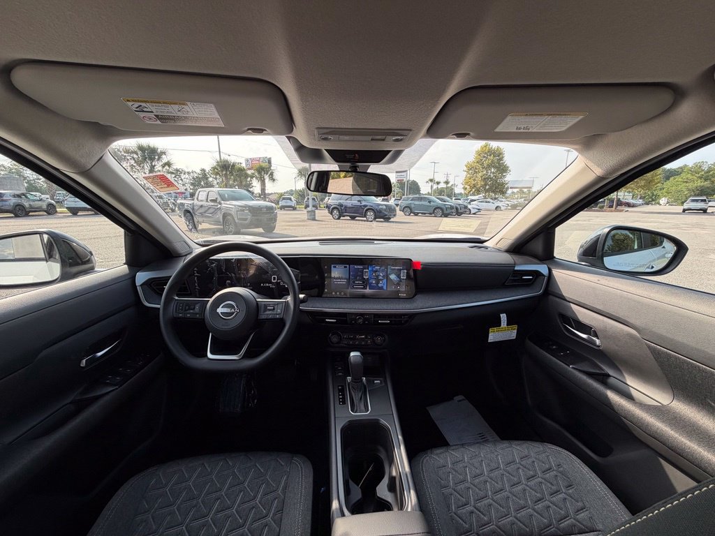 Used 2026 Nissan Kicks SV w/ Cold Weather Package FWD image 24