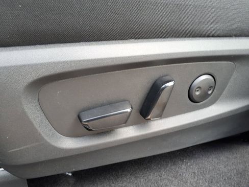 New 2026 Nissan Pathfinder SV image 25