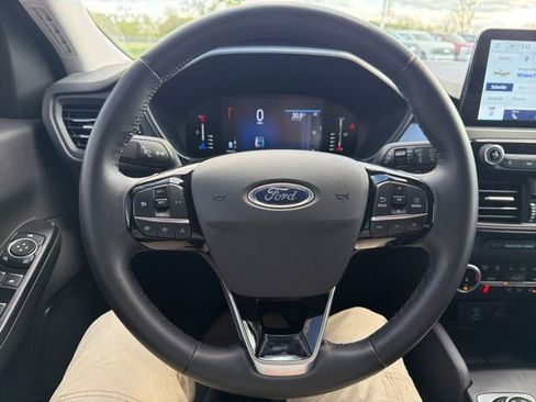 Used 2023 Ford Escape Active w/ Cold Weather Package FWD image 37