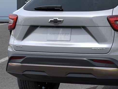 New 2026 Chevrolet Trax ACTIV FWD image 14