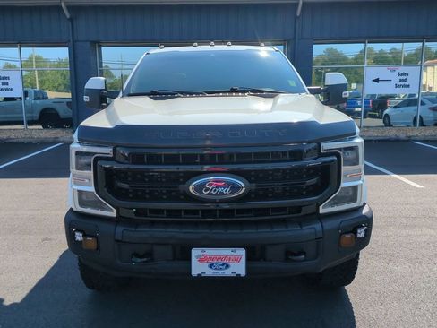 Used 2022 Ford F350 Lariat w/ Tremor Off-Road Package AWD/4WD image 2