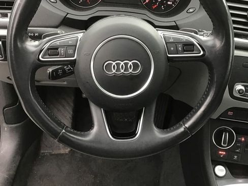 Used 2018 Audi Q3 2.0T Premium Plus w/ Premium Plus Package AWD/4WD image 9