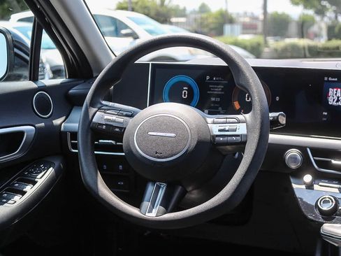 Certified 2025 Hyundai Sonata SE FWD image 19