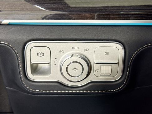 Used 2023 Mercedes-Benz GLS 63 AMG 4MATIC image 25