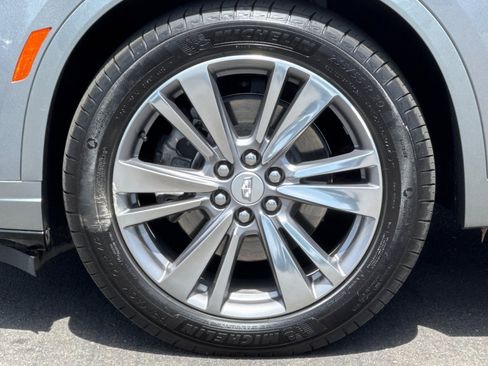 Certified 2025 Cadillac XT6 Premium Luxury FWD image 44
