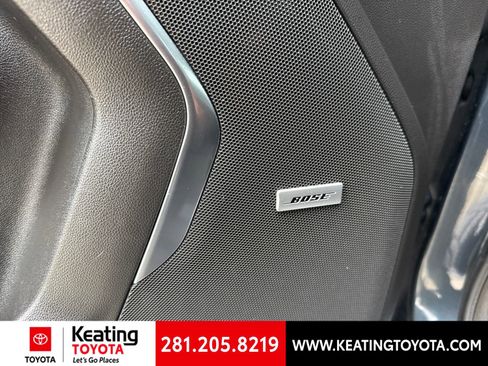 Used 2021 Chevrolet Tahoe Premier w/ Premium Package RWD image 6