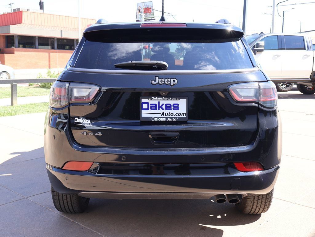 Used 2022 Jeep Compass High Altitude AWD/4WD image 5