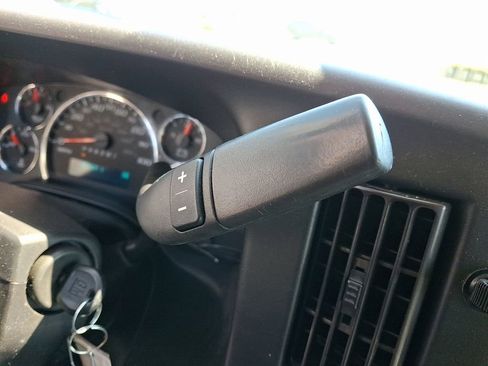 Used 2020 Chevrolet Express 3500 LS image 12