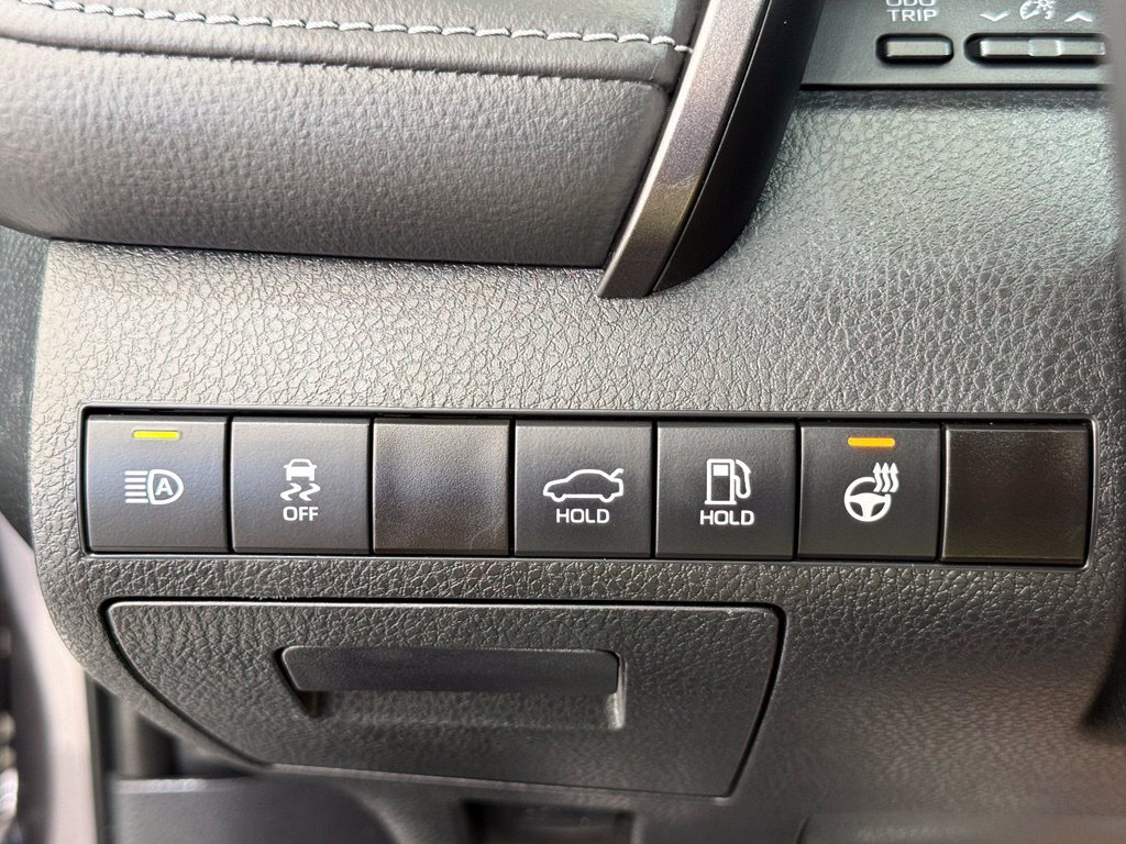 Used 2024 Toyota Camry SE FWD image 29