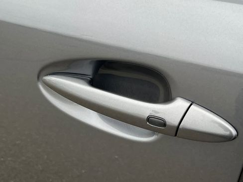 Used 2012 Lexus IS 250 w/ Premium Pkg Value Edition RWD image 7
