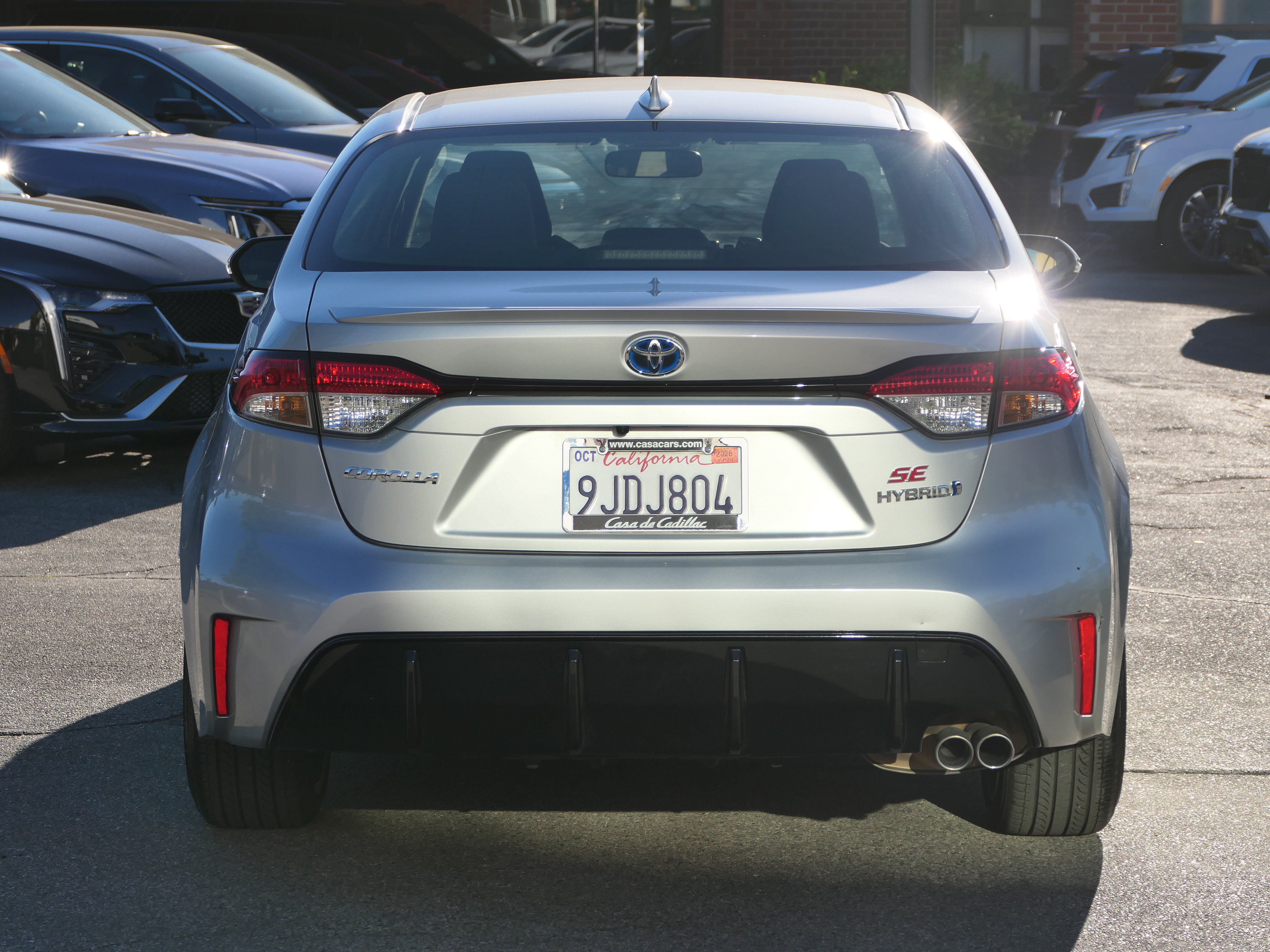 Used 2024 Toyota Corolla SE w/ SE Package FWD image 4