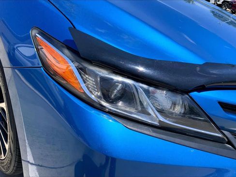 Used 2018 Toyota Camry SE FWD image 26