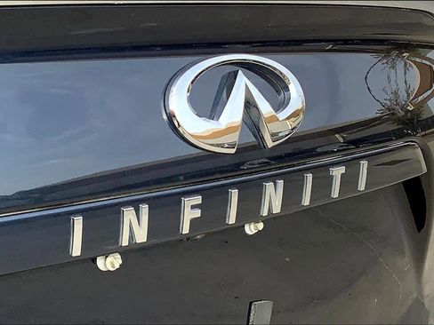 Used 2024 INFINITI QX50 Luxe image 32
