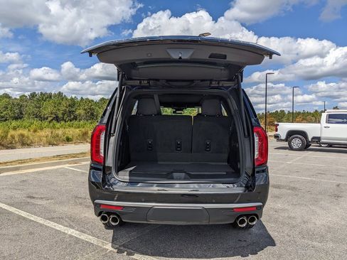 Used 2024 GMC Yukon Denali image 44