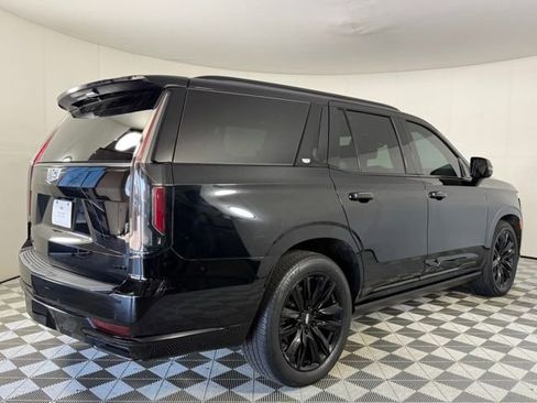 Certified 2023 Cadillac Escalade Sport Platinum image 5