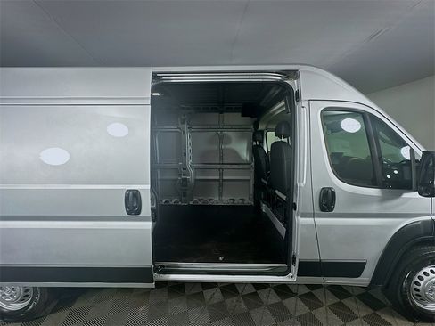 New 2025 RAM ProMaster 2500 w/ Premium Convenience Group image 10