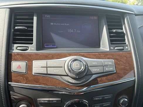 Used 2017 INFINITI QX80 2WD w/ Driver Assistance Package image 16