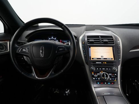 Used 2019 Lincoln MKZ Reserve image 13