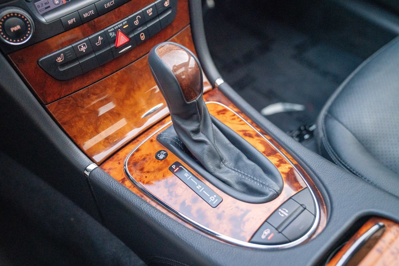 Used 2005 Mercedes-Benz E 500 4MATIC Sedan image 20