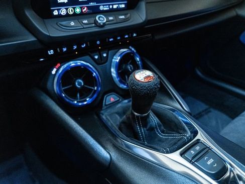 Used 2022 Chevrolet Camaro SS RWD image 26