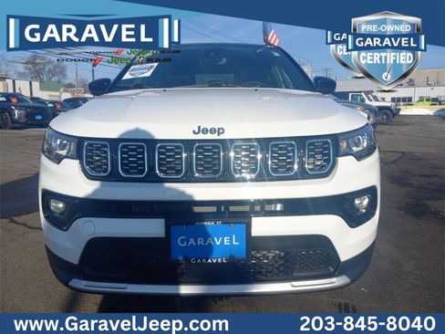 Used 2025 Jeep Compass Limited image 1