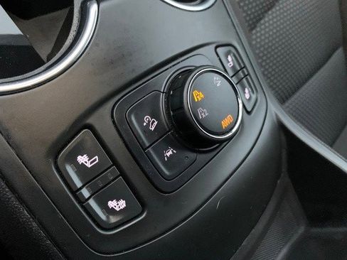 Certified 2022 GMC Terrain SLE w/ Driver Convenience Package image 19