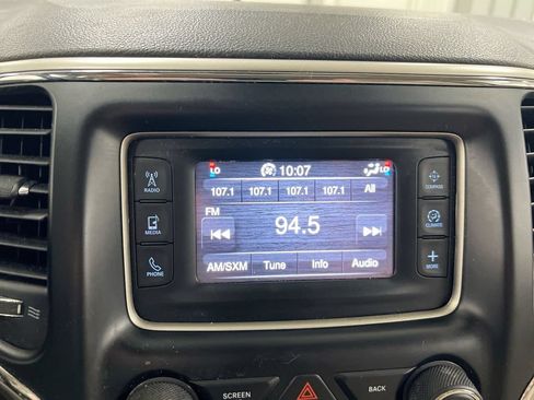 Used 2014 Jeep Grand Cherokee Limited AWD/4WD image 14