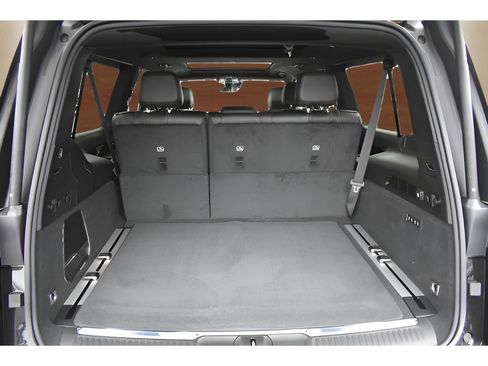 Used 2023 Jeep Grand Wagoneer L 4WD image 7