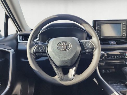 Certified 2022 Toyota RAV4 LE image 12