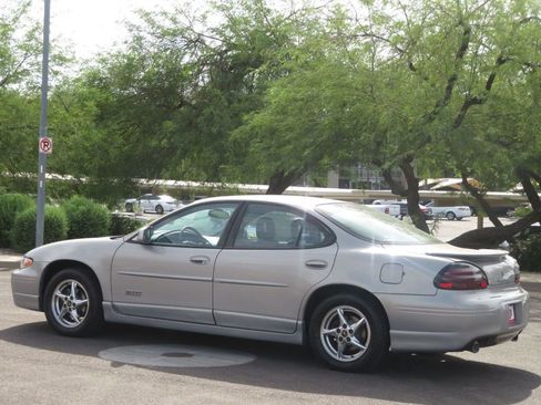 Used 2000 Pontiac Grand Prix GTP w/ Opt Pkg image 5