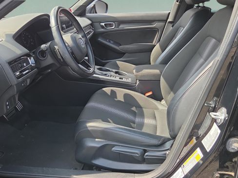 Used 2023 Honda Civic Sport image 9