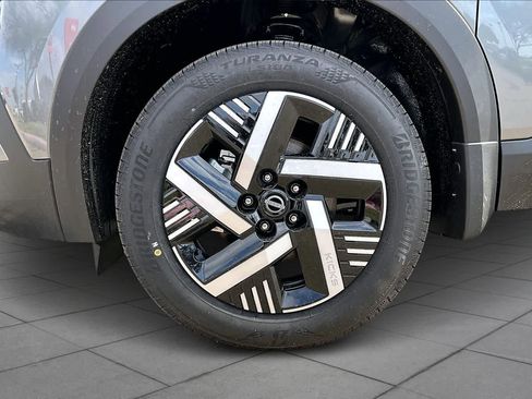 New 2026 Nissan Kicks SV w/ Charging Package image 8