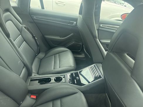 Certified 2022 Porsche Panamera GTS AWD/4WD image 12