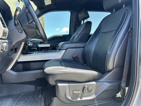 Used 2022 Ford F350 Lariat w/ Lariat Ultimate Package AWD/4WD image 9