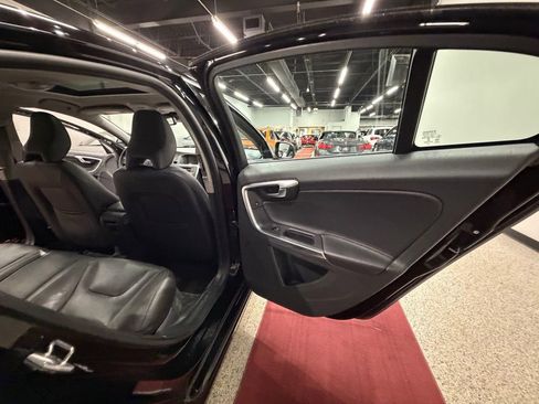 Used 2015 Volvo S60 T5 Premier Plus AWD/4WD image 25