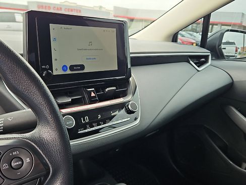 Used 2026 Toyota Corolla LE FWD image 17